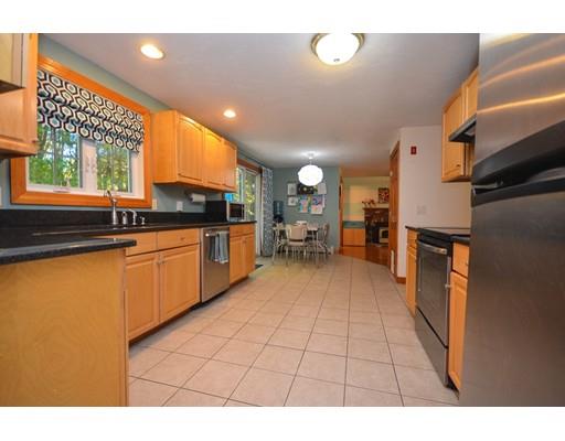32 Butternut Dr, Sutton, MA 01590 photo 8