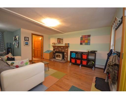 32 Butternut Dr, Sutton, MA 01590 photo 3