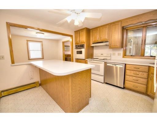 17 Gorham Ave, Stoneham, MA 02180 photo 4