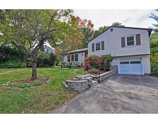 3 Harold Rd, Walpole, MA 02081 photo 1