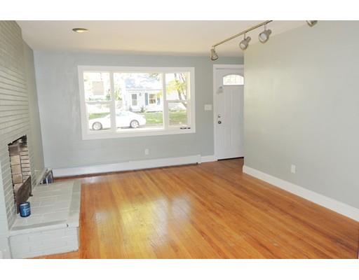 92 Temby St, Springfield, MA 01119 photo 10