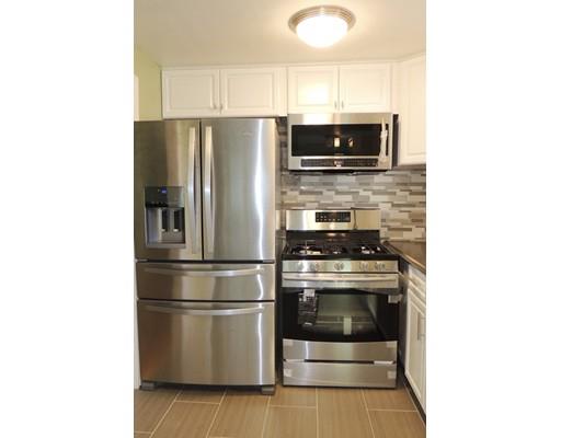 92 Temby St, Springfield, MA 01119 photo 3
