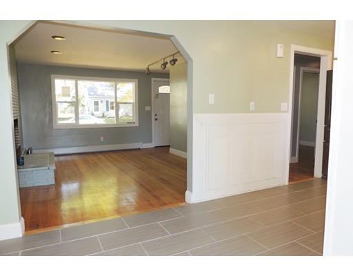 92 Temby St, Springfield, MA 01119 photo 7