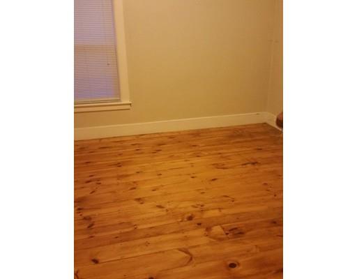 21 Hacker St, Worcester, MA 01603 photo 14