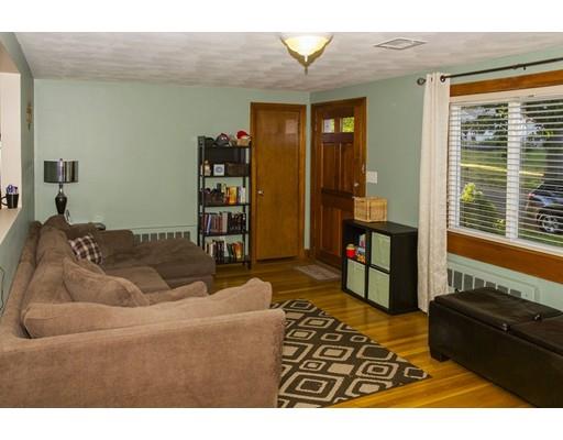 14 Williams Ave, Dedham, MA 02026 photo 5
