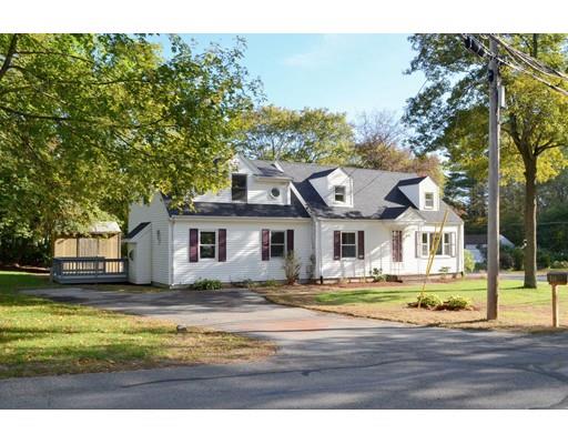 116 Center St, Raynham, MA 02767 photo 2