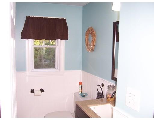 3 Leon St, Thompson, CT 06277 photo 17