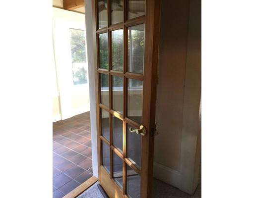 8 Eagle Ave, Sturbridge, MA 01566 photo 5