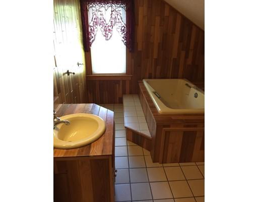 8 Eagle Ave, Sturbridge, MA 01566 photo 12