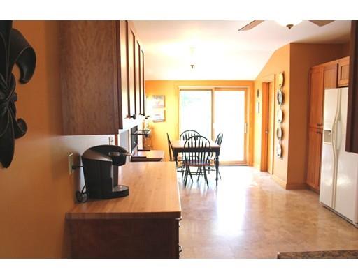 25 Marble Ave, Chicopee, MA 01013 photo 10