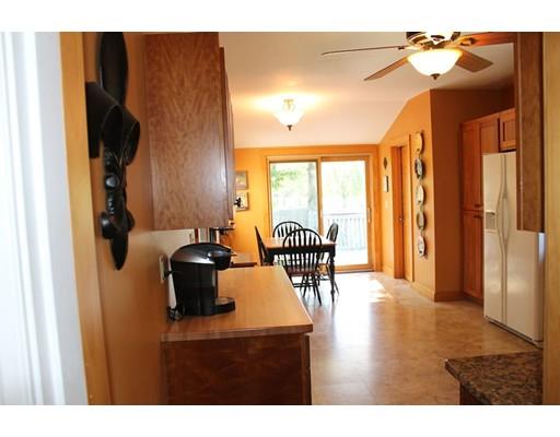 25 Marble Ave, Chicopee, MA 01013 photo 9