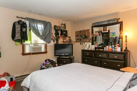 62-64 Drexel St, Springfield, MA 01104 photo 4