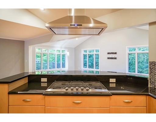 36 Pitman Dr, Reading, MA 01867 photo 6