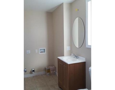 81 Barrett St, Fall River, MA 02724 photo 7