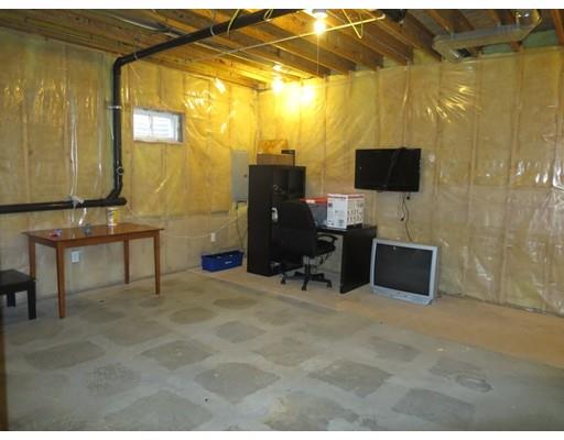36 Naismith St, Springfield, MA 01104 photo 22