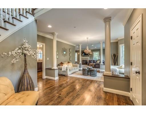 85 Ogunquit Rd, North Andover, MA 01845 photo 4