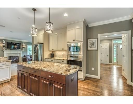 85 Ogunquit Rd, North Andover, MA 01845 photo 11
