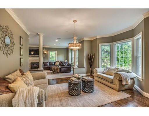 85 Ogunquit Rd, North Andover, MA 01845 photo 5