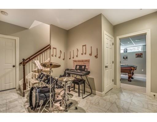 85 Ogunquit Rd, North Andover, MA 01845 photo 22