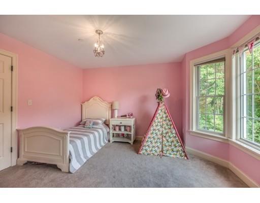 85 Ogunquit Rd, North Andover, MA 01845 photo 16