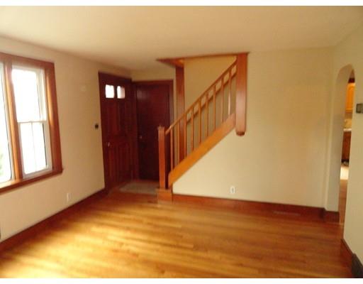 6 Windsor Rd, Beverly, MA 01915 photo 6