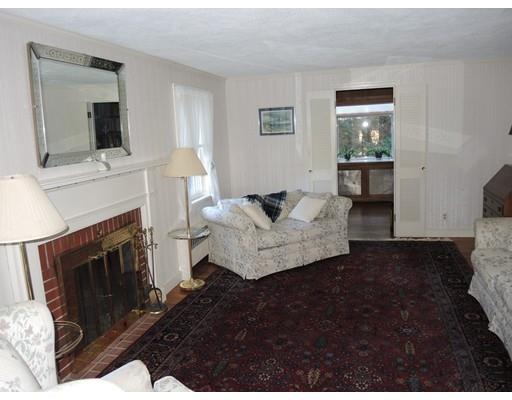 125 Meadowbrook Rd, Needham, MA 02492 photo 9