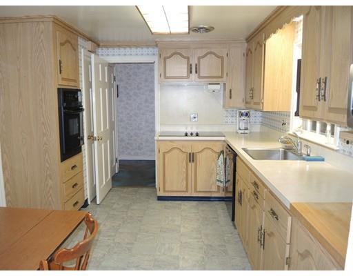 125 Meadowbrook Rd, Needham, MA 02492 photo 3