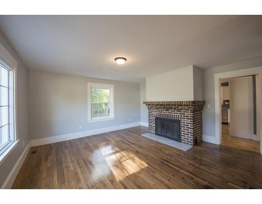207 White St, Raynham, MA 02767 photo 4