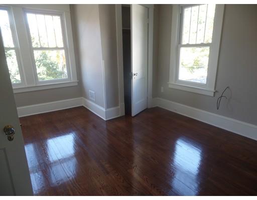 37 Gillette Ave, Springfield, MA 01118 photo 18