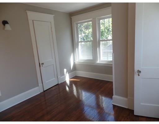 37 Gillette Ave, Springfield, MA 01118 photo 22