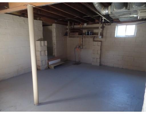 37 Gillette Ave, Springfield, MA 01118 photo 25