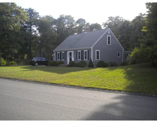 21 Sandy Fox Dr, Mashpee, MA 02649 photo 3