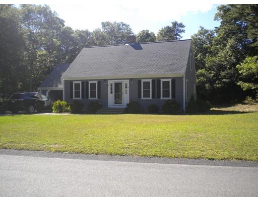 21 Sandy Fox Dr, Mashpee, MA 02649 photo 2