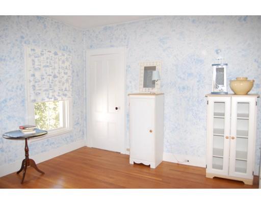 607 Pleasant St, Canton, MA 02021 photo 13