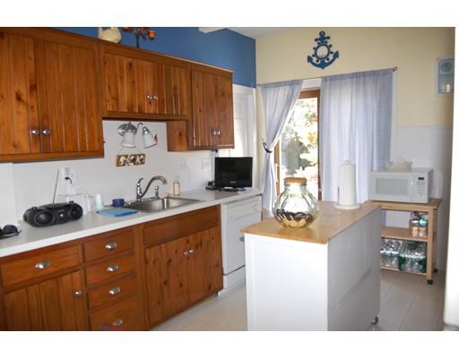 607 Pleasant St, Canton, MA 02021 photo 4