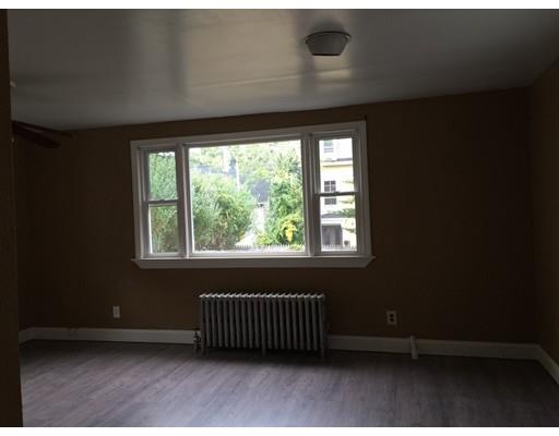 3 Home St, Worcester, MA 01609 photo 9