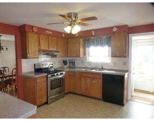 14 Elnora Dr, Worcester, MA 01606 photo 9