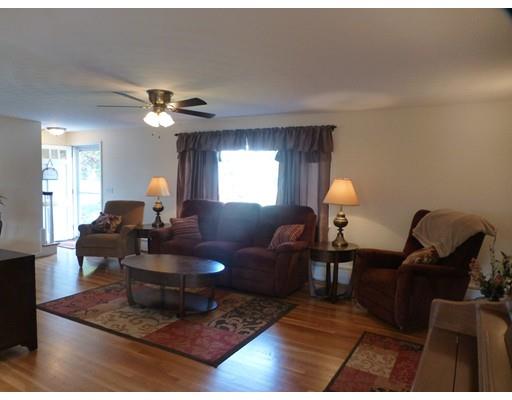14 Elnora Dr, Worcester, MA 01606 photo 2
