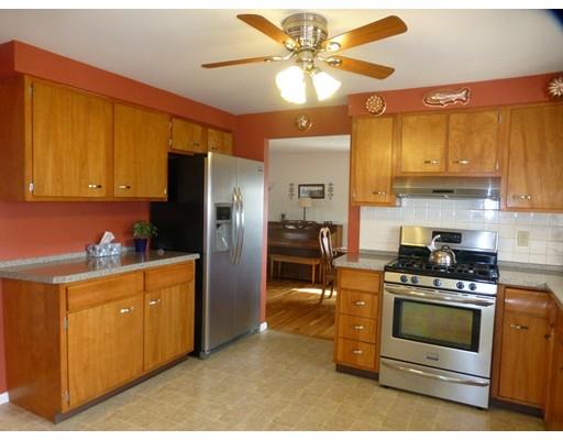 14 Elnora Dr, Worcester, MA 01606 photo 8