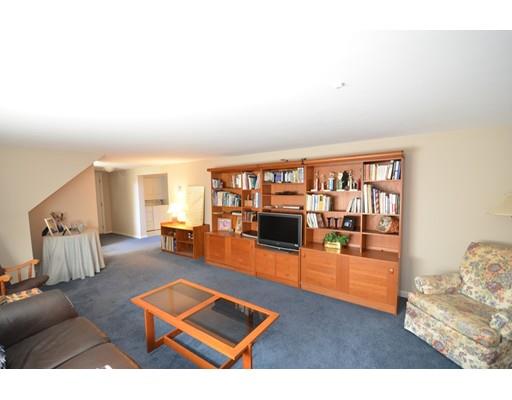 32 Crestview Dr, Millis, MA 02054 photo 12