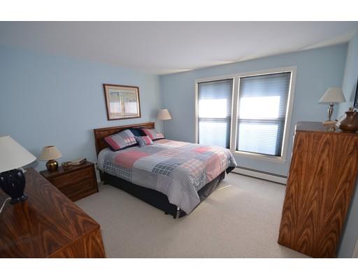 32 Crestview Dr, Millis, MA 02054 photo 7