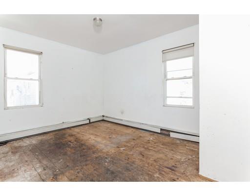 17 Eutaw St, Lawrence, MA 01841 photo 12