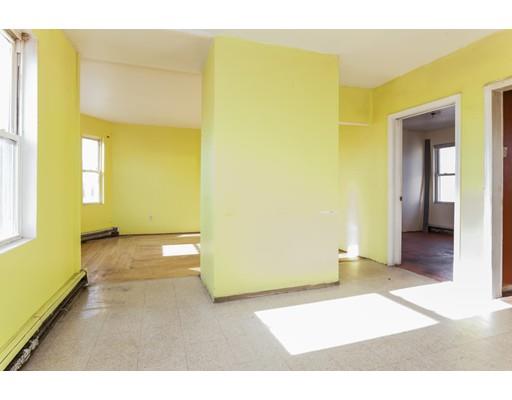 17 Eutaw St, Lawrence, MA 01841 photo 8