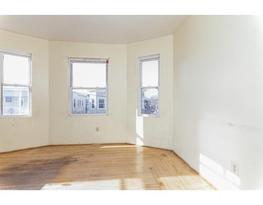 17 Eutaw St, Lawrence, MA 01841 photo 11