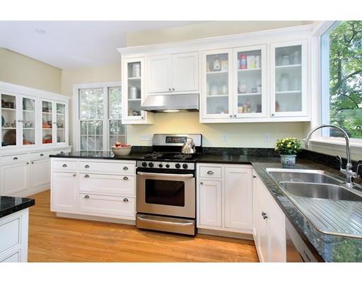 32 Allerton St, Brookline, MA 02445 photo 5