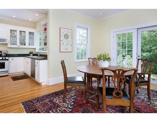 32 Allerton St, Brookline, MA 02445 photo 4