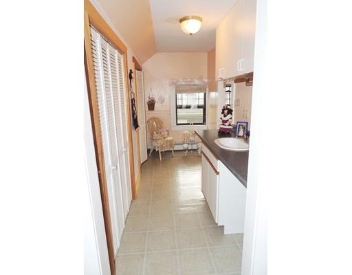 26 Fairfield St, Springfield, MA 01108 photo 17
