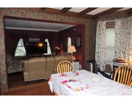 26 Fairfield St, Springfield, MA 01108 photo 4
