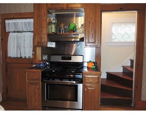 26 Fairfield St, Springfield, MA 01108 photo 8