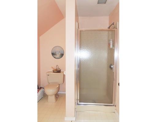 26 Fairfield St, Springfield, MA 01108 photo 21